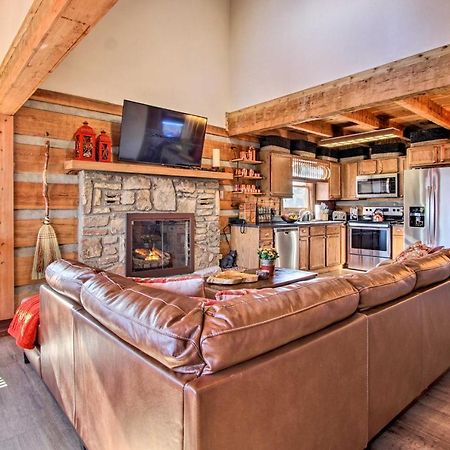 Panoramic-View Gatlinburg Cabin With Private Hot Tub エクステリア 写真
