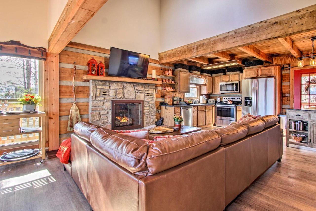 Panoramic-View Gatlinburg Cabin With Private Hot Tub エクステリア 写真