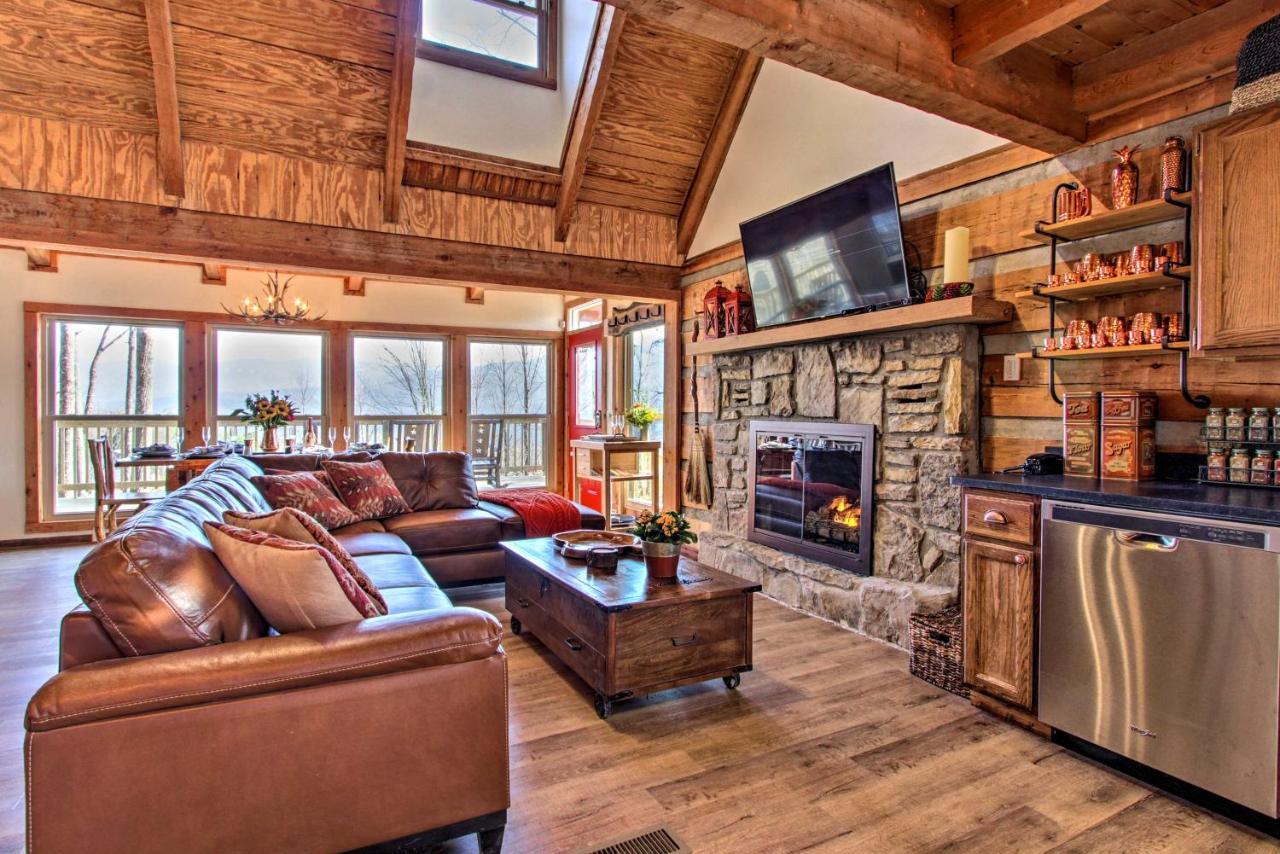 Panoramic-View Gatlinburg Cabin With Private Hot Tub エクステリア 写真