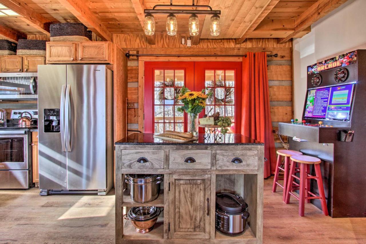 Panoramic-View Gatlinburg Cabin With Private Hot Tub エクステリア 写真